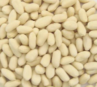 Long blanched peanuts